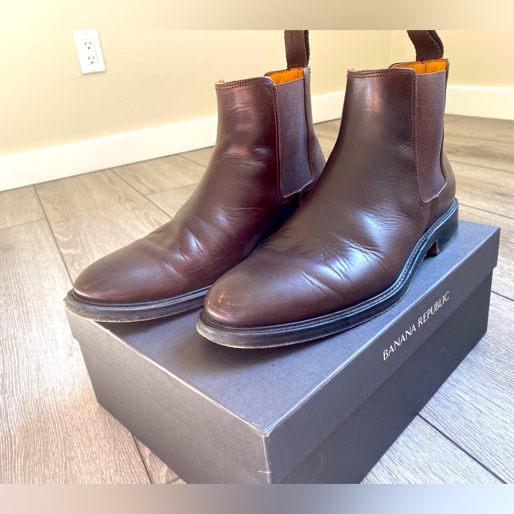 Drake Leather Chelsea Boots From Banana Republic Size 9 Color Espresso Brow.